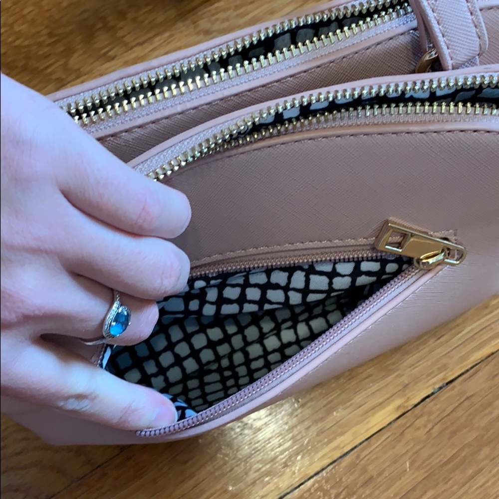 blush color purse from Francesca’s! - Picture 5 of 12